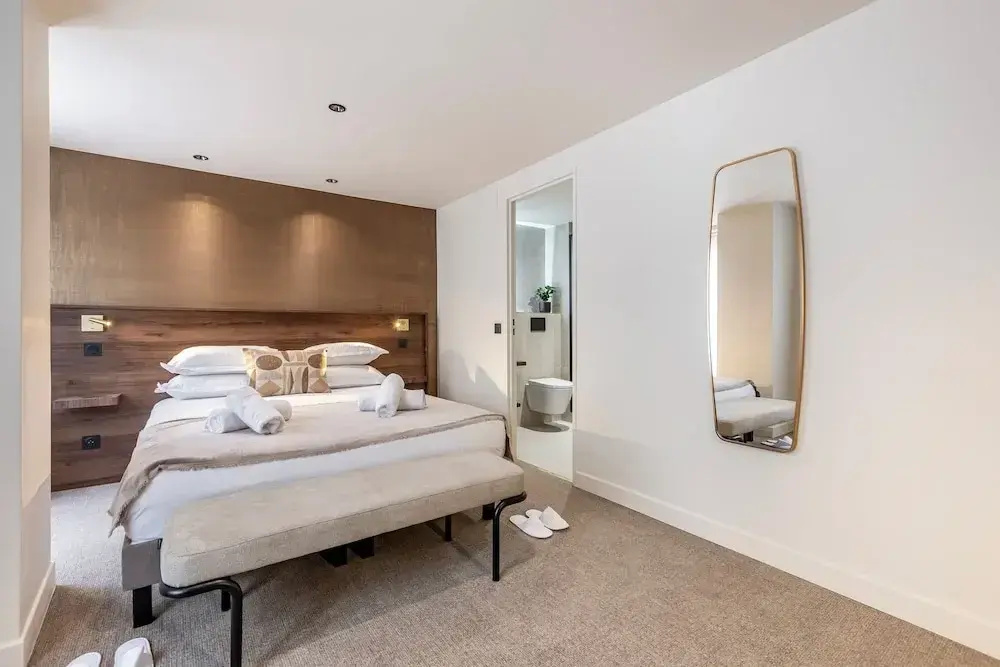 Superior room