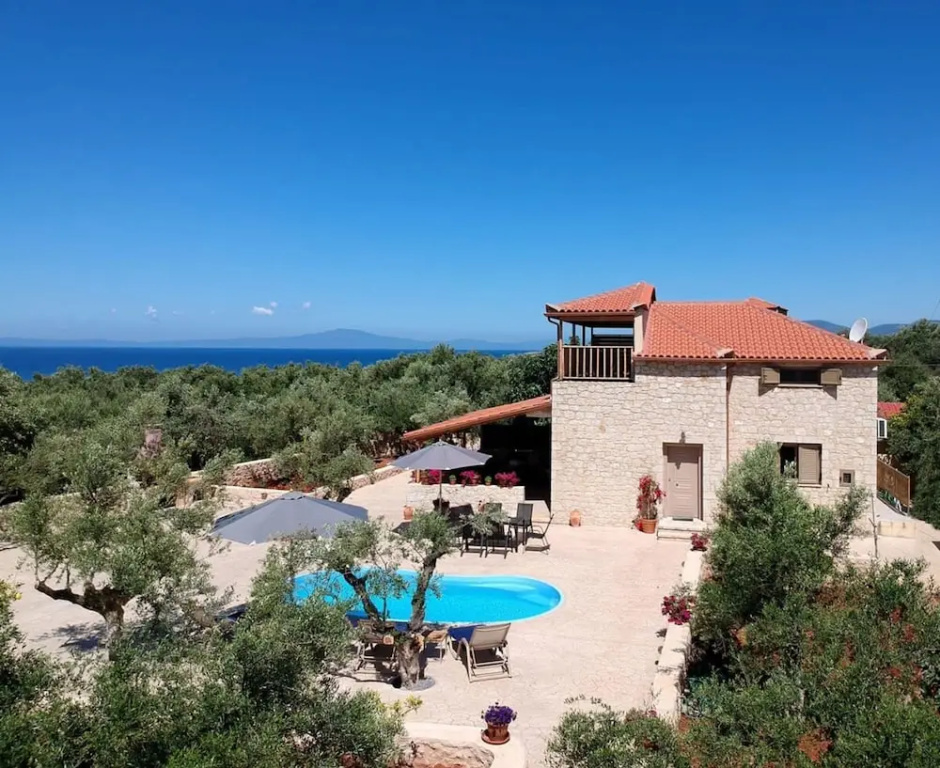 Selinitsa Stone Home - Mani s Private Pool Retreat