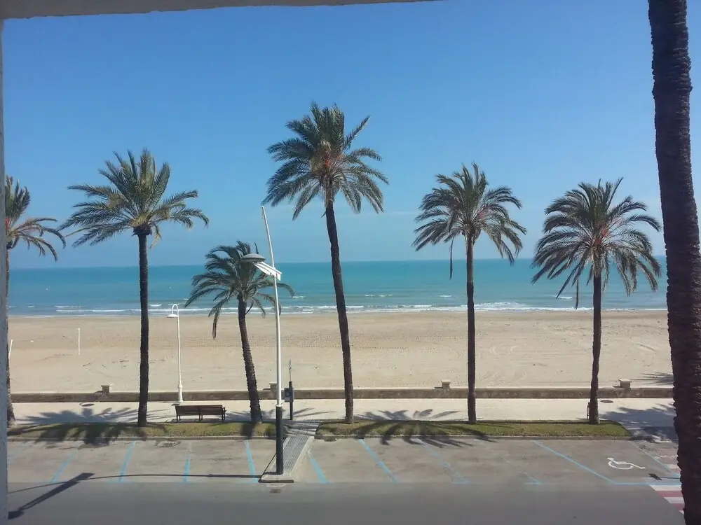 Beach & Waterfront