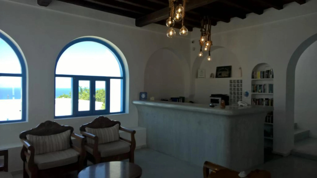 Lobby & Reception