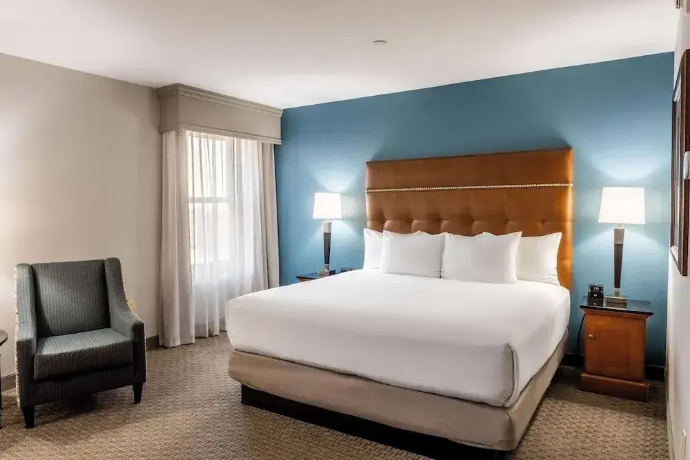 Drury Plaza Hotel Broadview - Wichita - Chambres