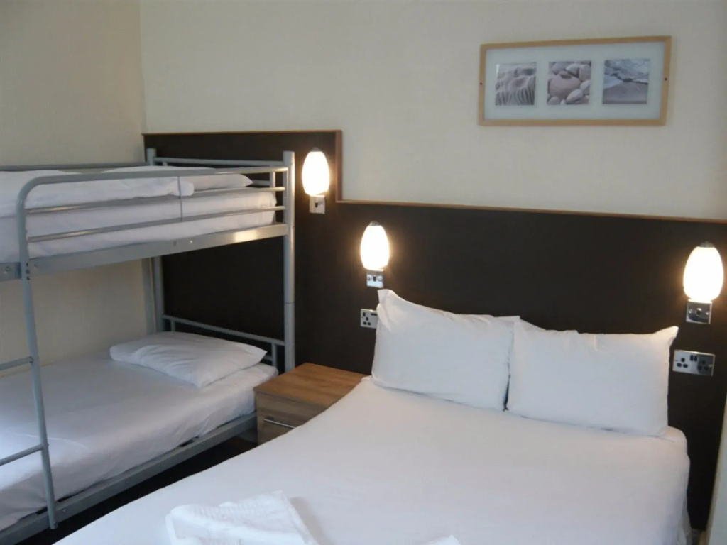 Hotel photo 2
