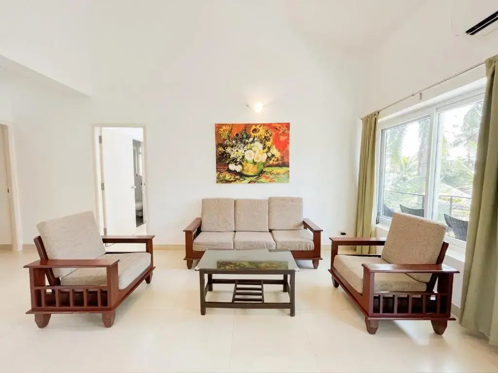 3 Bedrooms Apartment