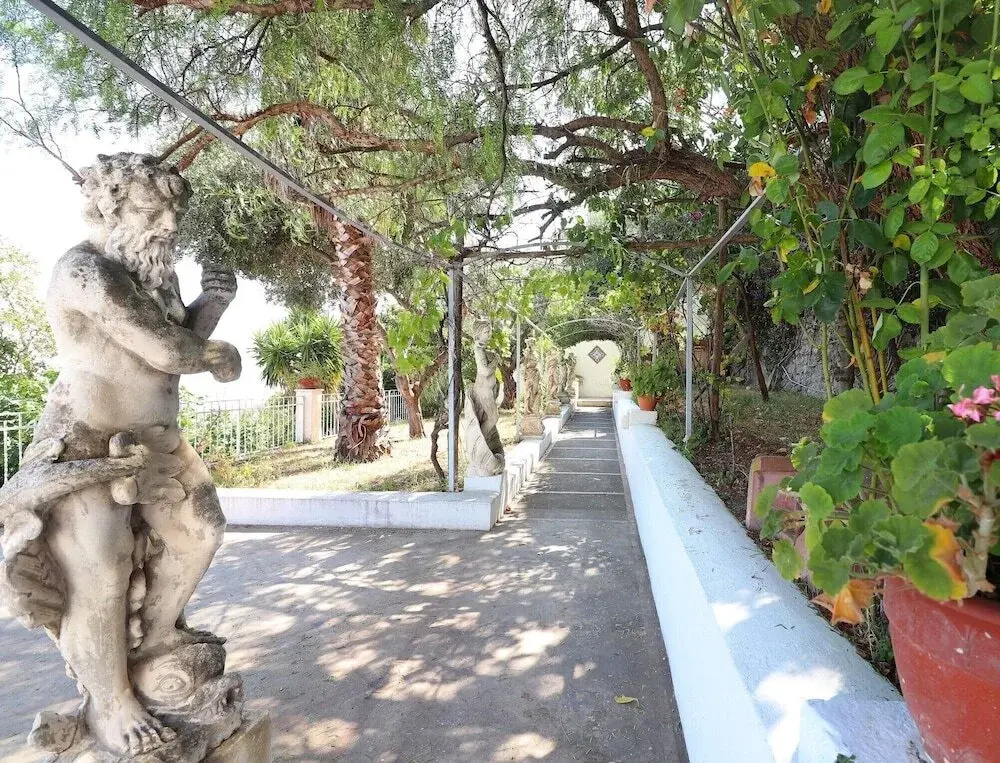 Villa Iaquinto