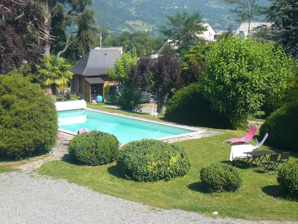 Image 12