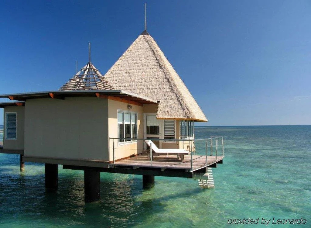 Beach & Waterfront