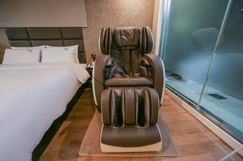 Changwon Bonggok-Dong Hotel Daon