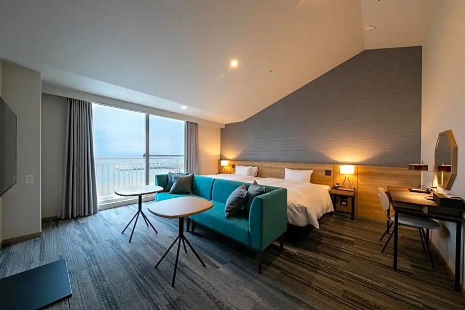 Standard Double room with sea view (full double bed)