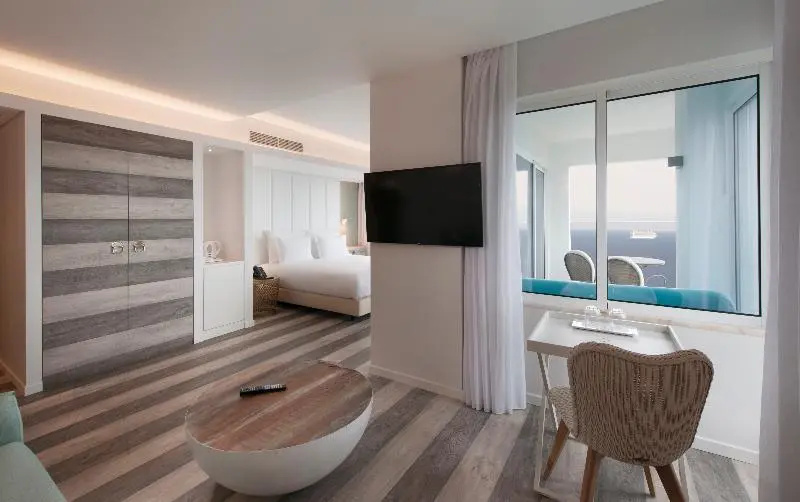 Hotel Alto Lido - Chambres