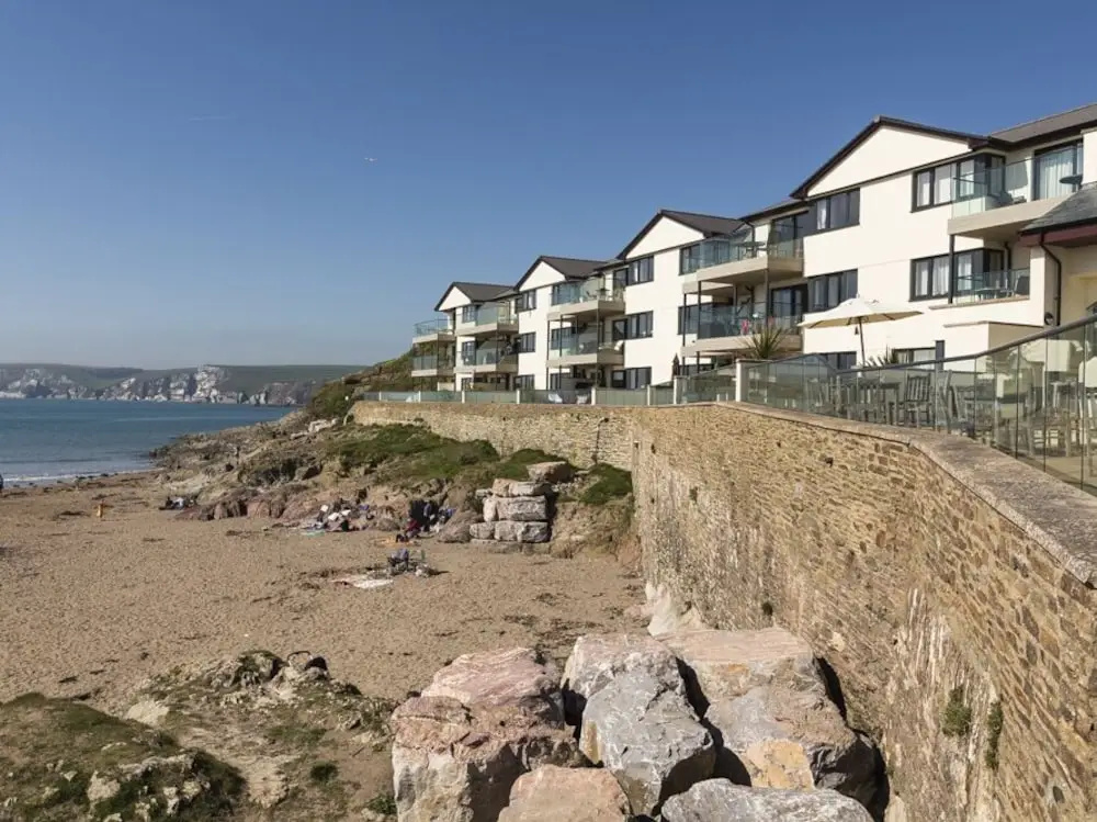 25 Burgh Island Causeway