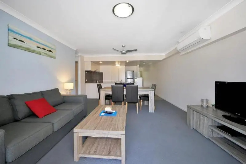 3 Bedrooms Apartment with balcony