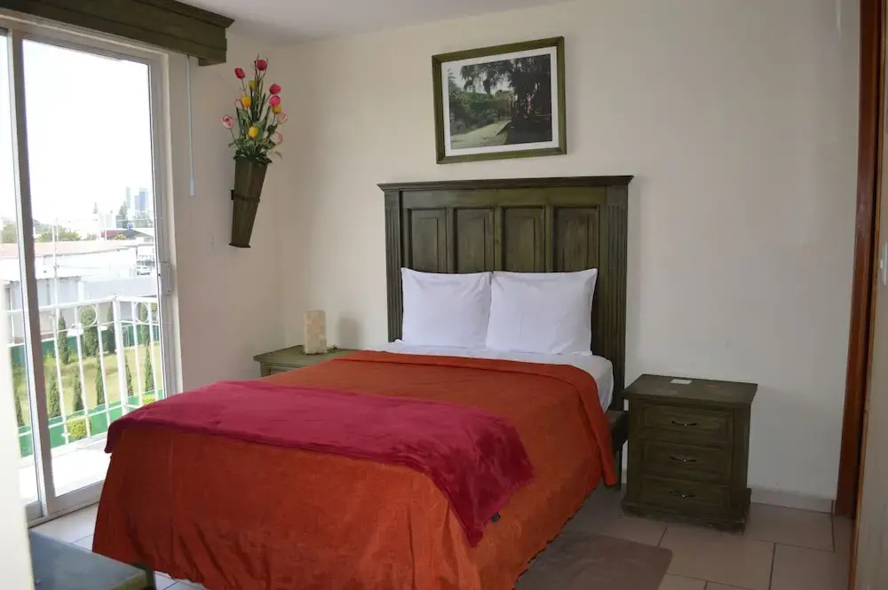 Economy room