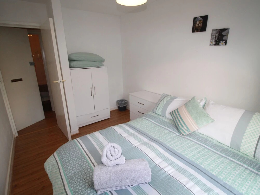 Richmond Court Apartment by Cardiff Holiday Homes