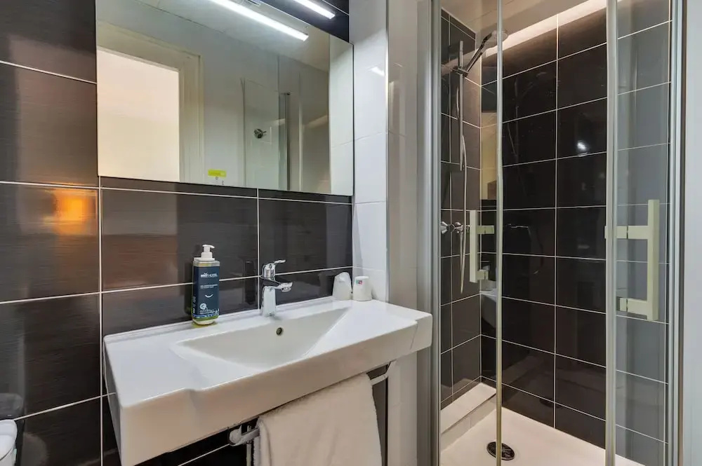 BRIT HOTEL CONFORT CLERIA LORIENT Centre - Chambres