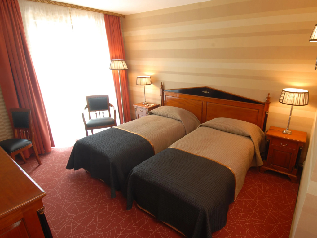 Hotel Divinus - Chambres