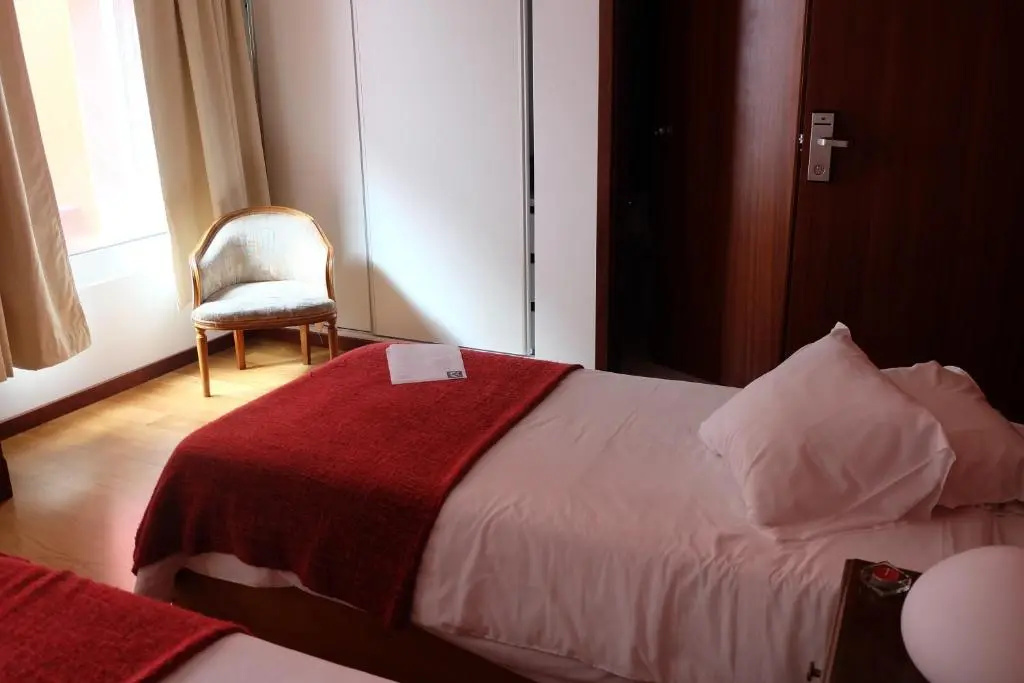 Double room (twin beds)