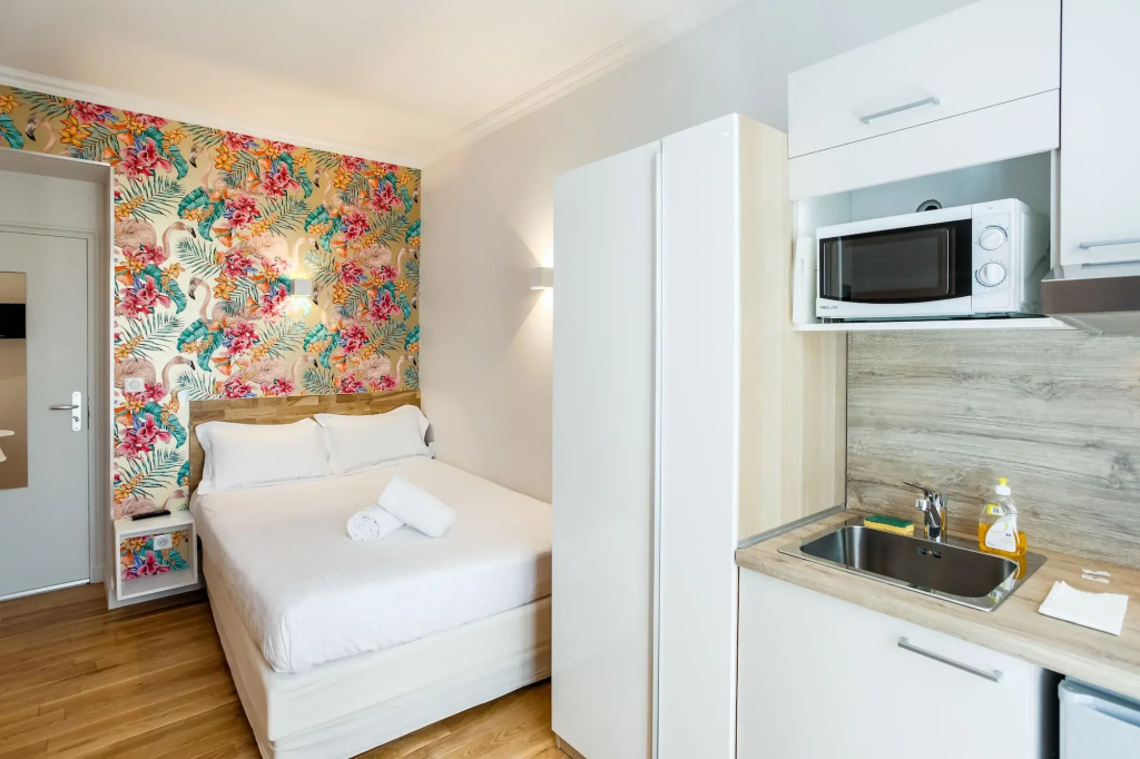 Hotel photo 12