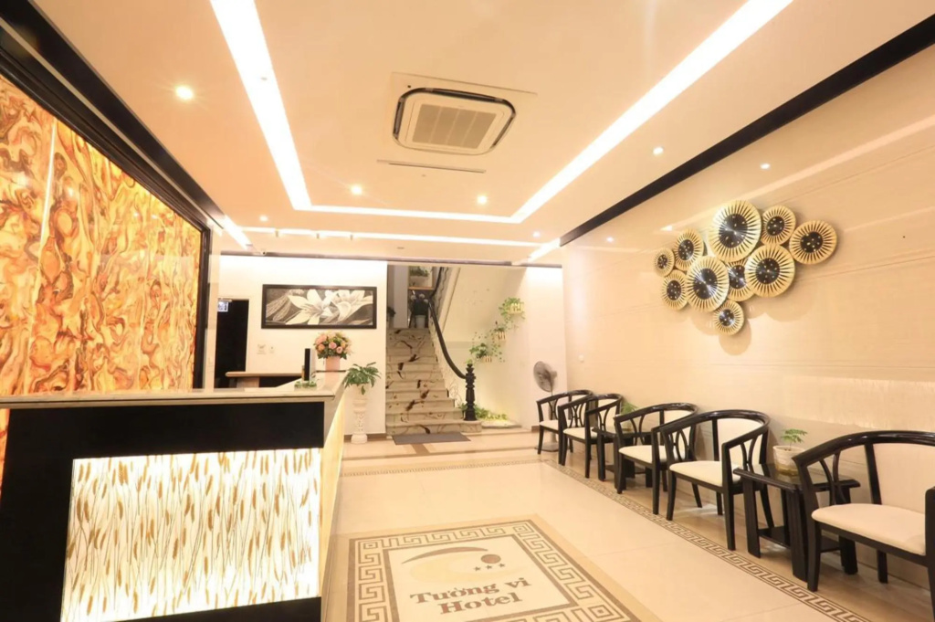 Lobby & Reception