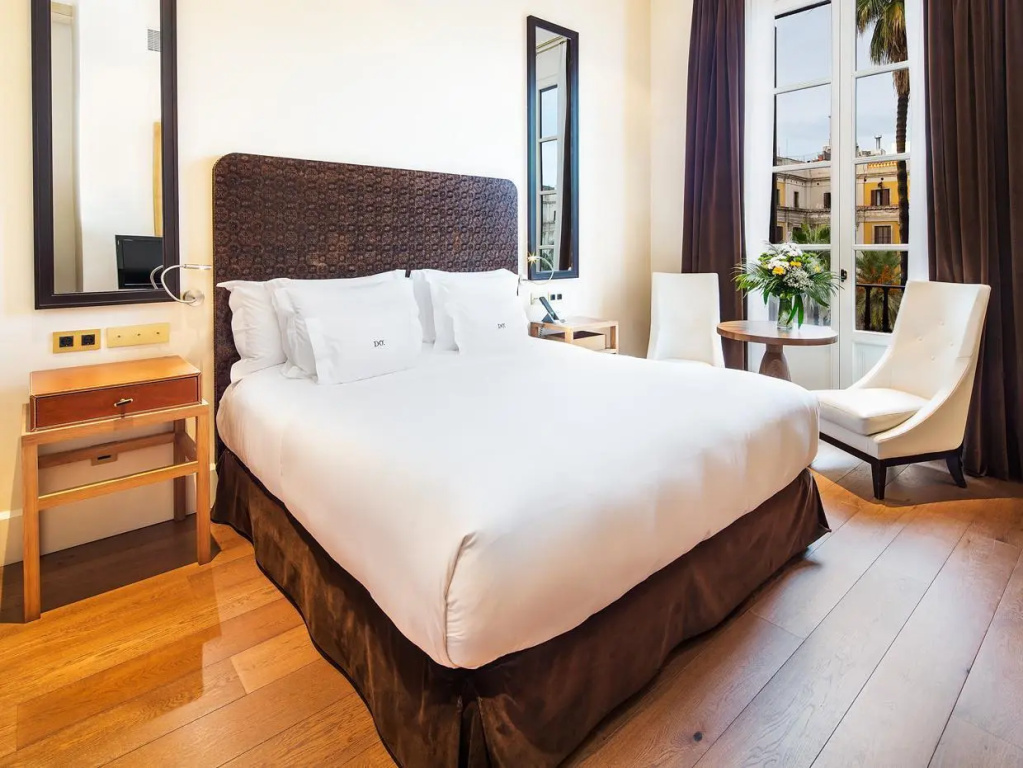 Superior Double room (full double bed)