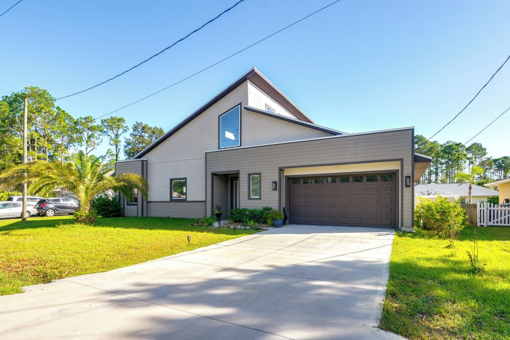 Palm Coast Paradise: Pool, Spa & Outdoor Kitchen