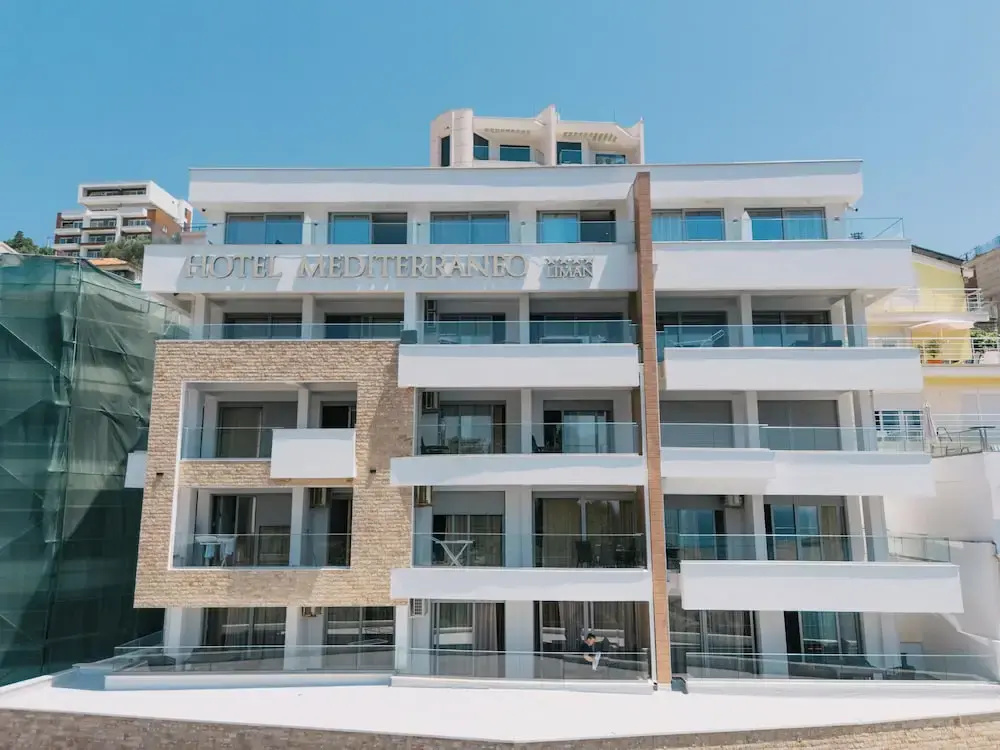 HOTEL MEDITERRANEO LIMAN free private beach for hotel guest