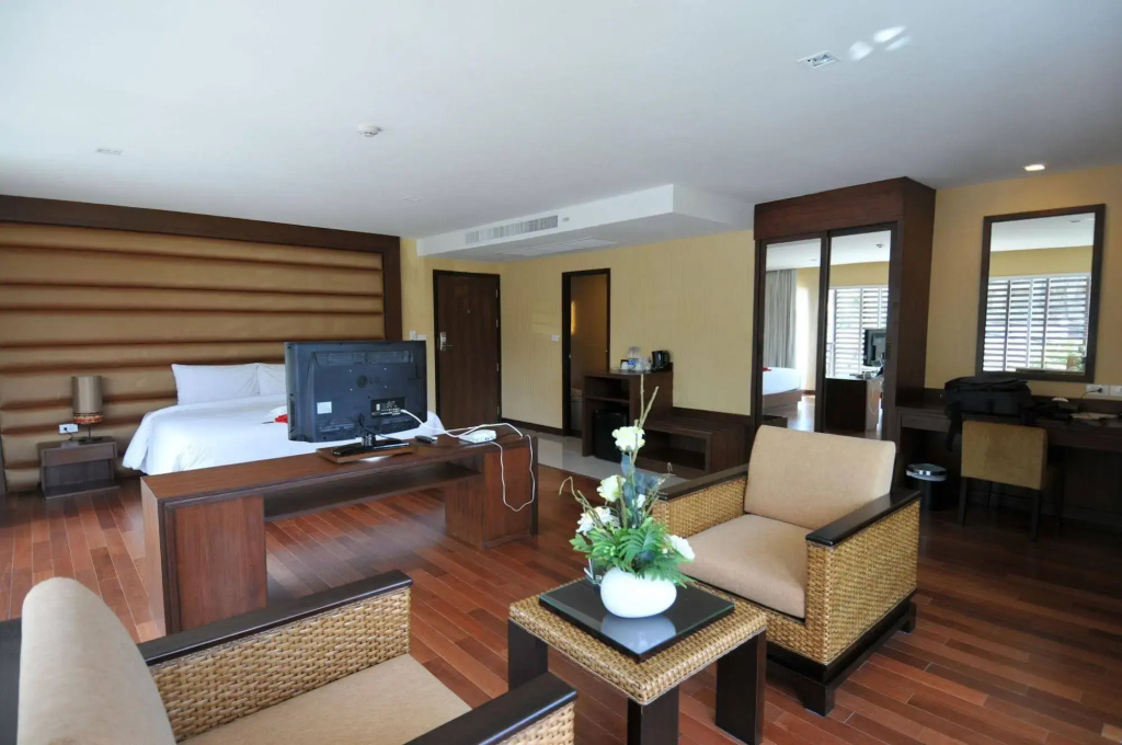 Hotel photo 12