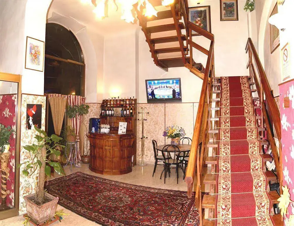 Hotel photo 12