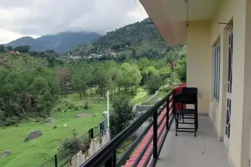 Hobo Hostel