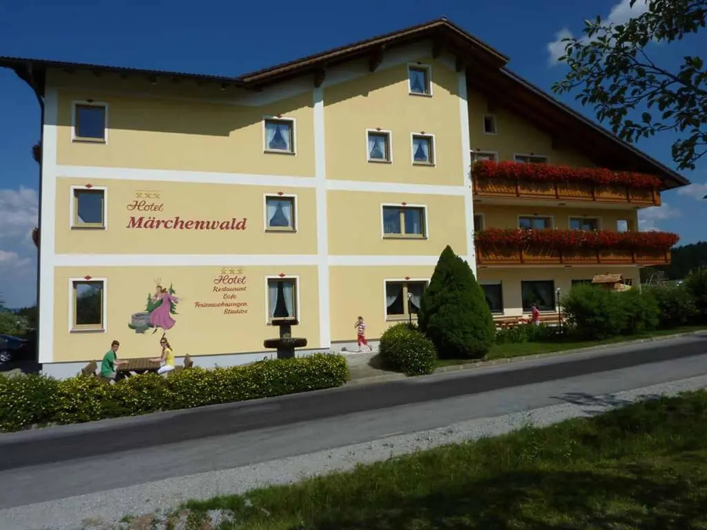 Hotel photo 1
