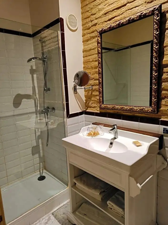 Ad Hoc Monumental Hotel - Chambres