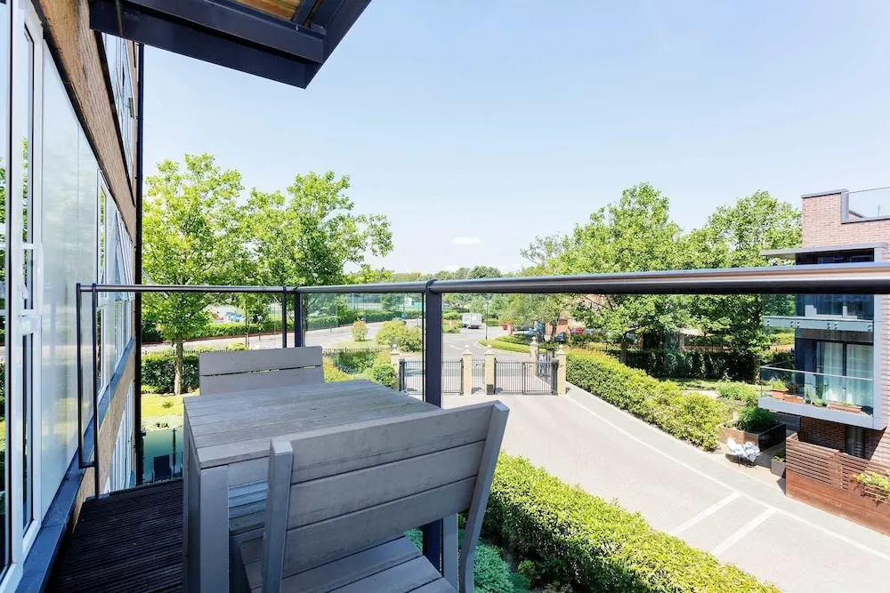 West London Pad