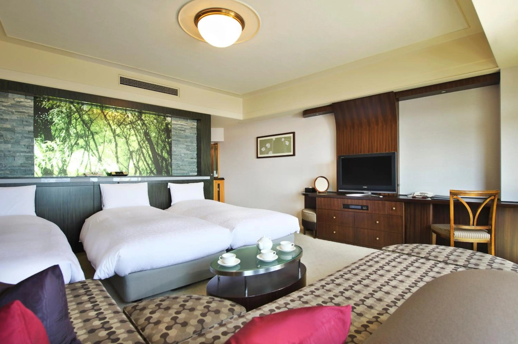 Отель Urayasu Brighton Hotel Tokyo bay в Ураясу