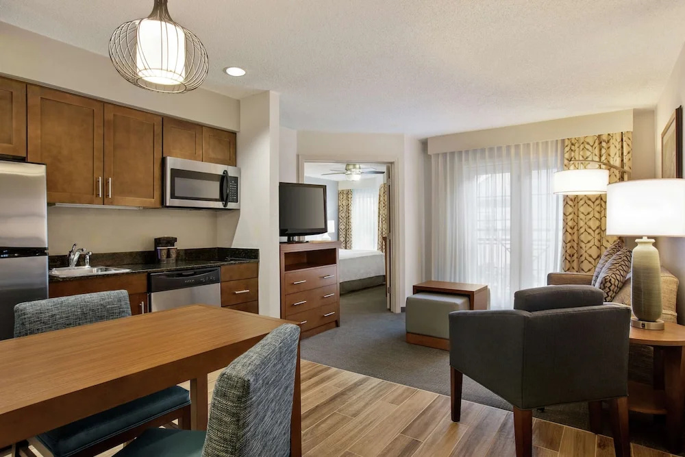 Homewood Suites by Hilton Kansas City-Airport - Chambres