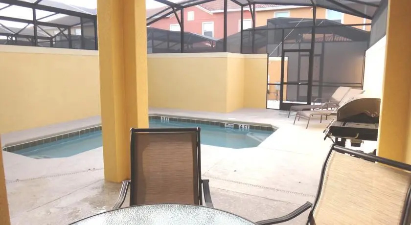 Paradise Palms by CozyKey Vacation Rentals