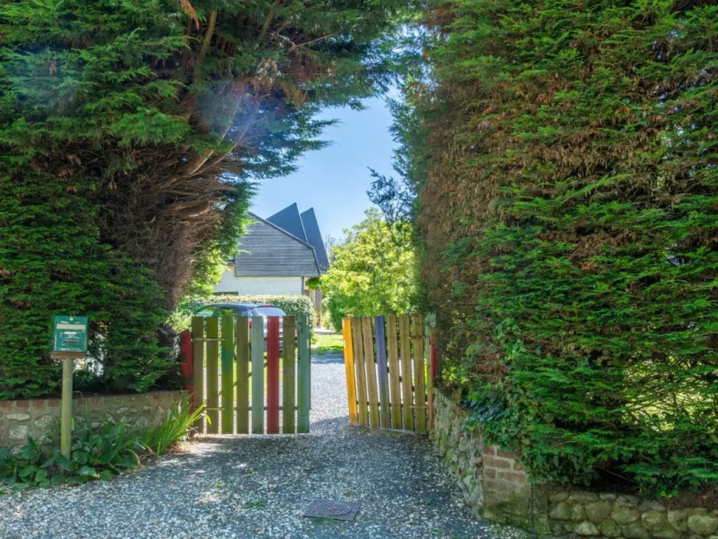 Holiday Home Entre mer et jardin - PPT401