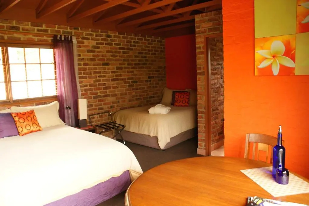 Standard Double room with garden view (full double bed)