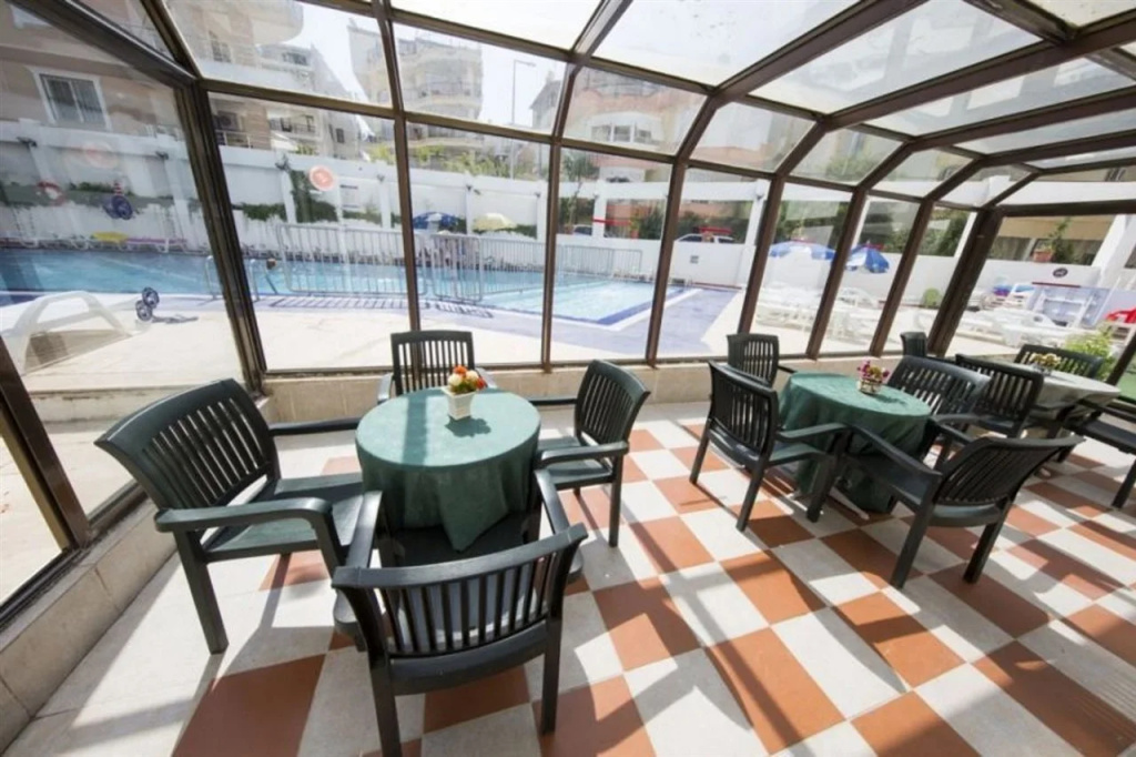 Tuntas Apartments