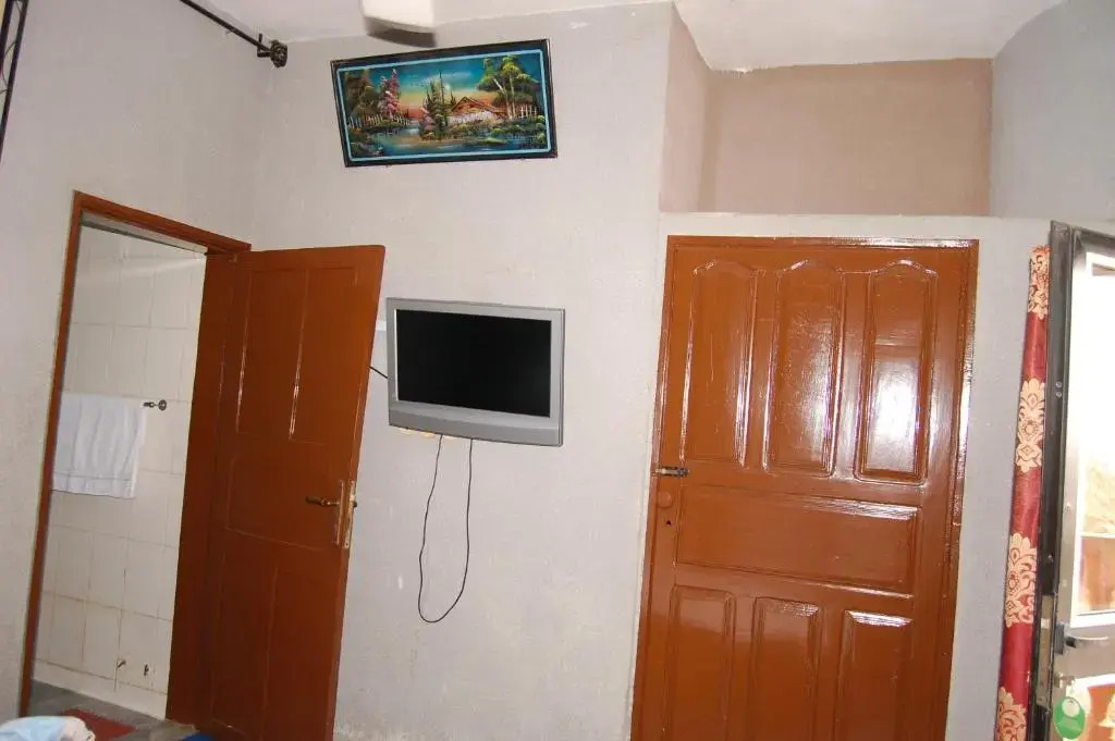 Image 3