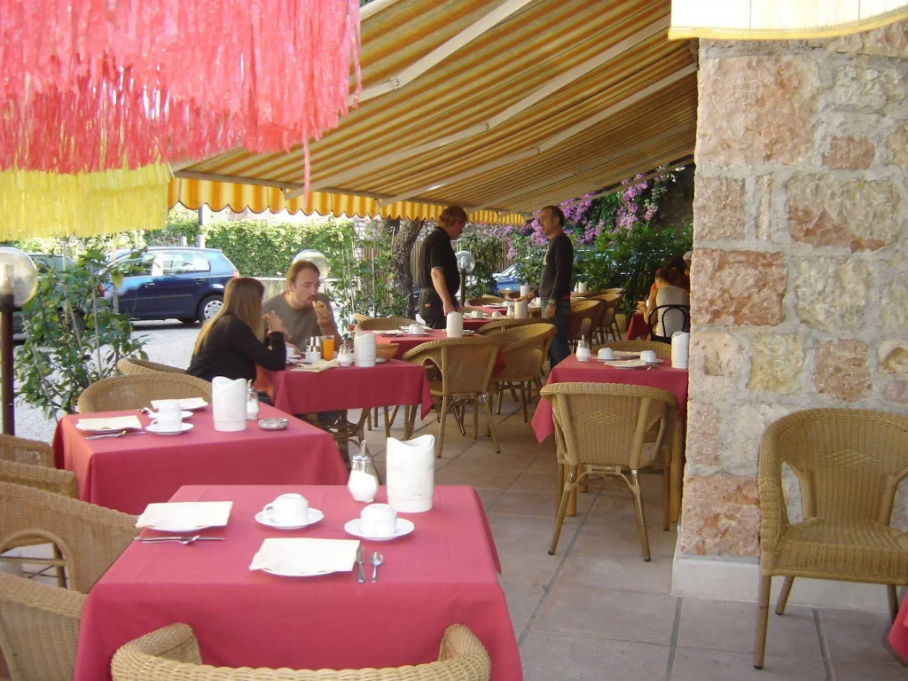 Hotel photo 16