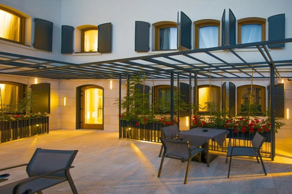 Hotel Sana - 3