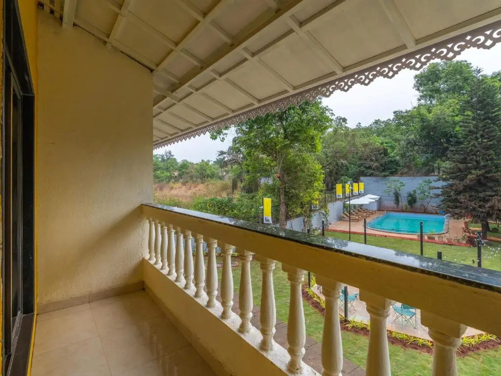 The Hosteller Lonavala City Centre