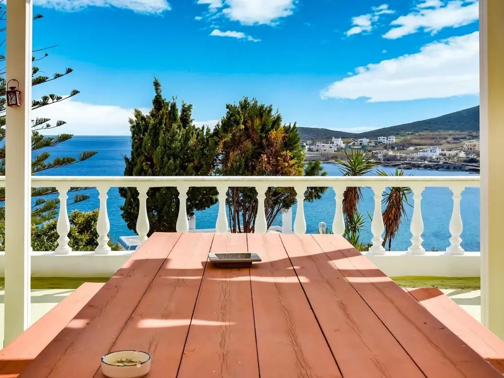 Pretty Holiday Home in Syros near Sea