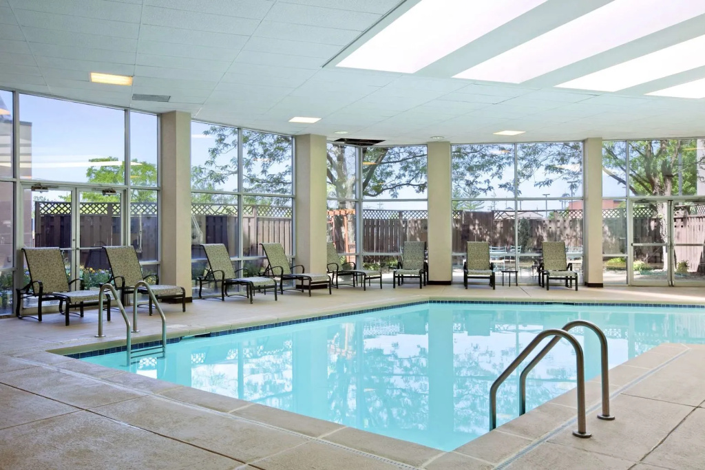 Embassy Suites by Hilton St. Louis Airport - Général