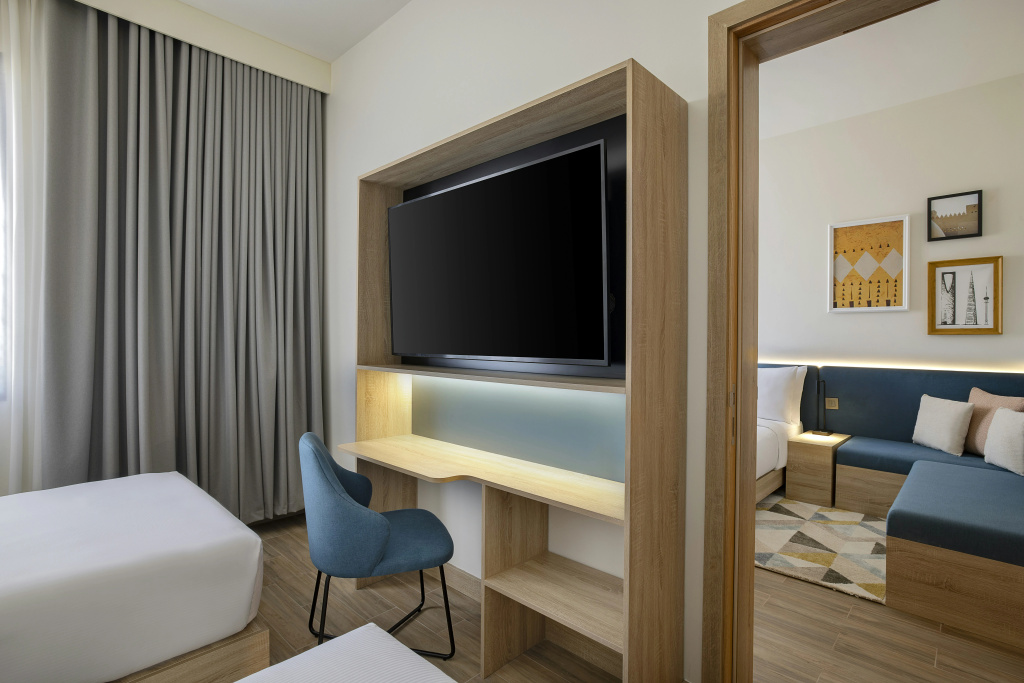 Hampton By Hilton Neom Community 2