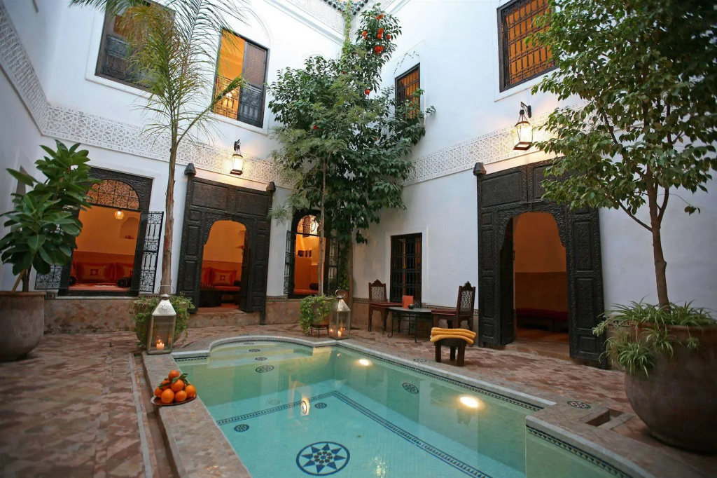 Hotel photo 12