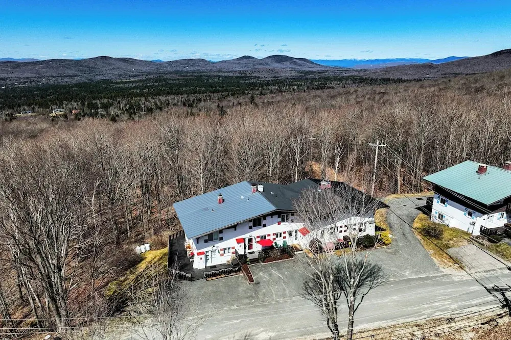 Hiking Galore: Mittersill Townhome in Franconia!