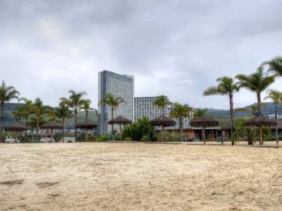 Beach & Waterfront