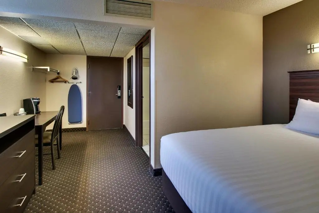 Economy Double room (full double bed)