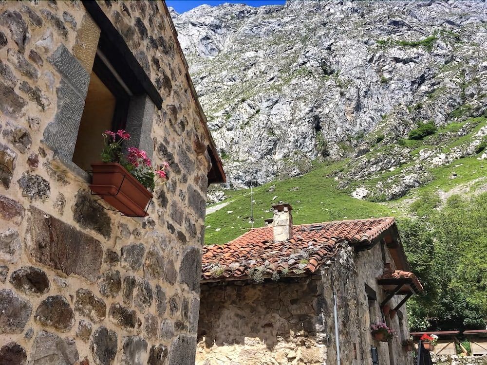 Albergue Villa de Bulnes by null