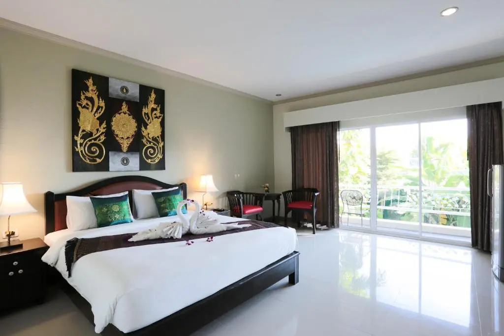 Superior Double room (full double bed)